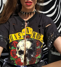 Guns and Roses crop